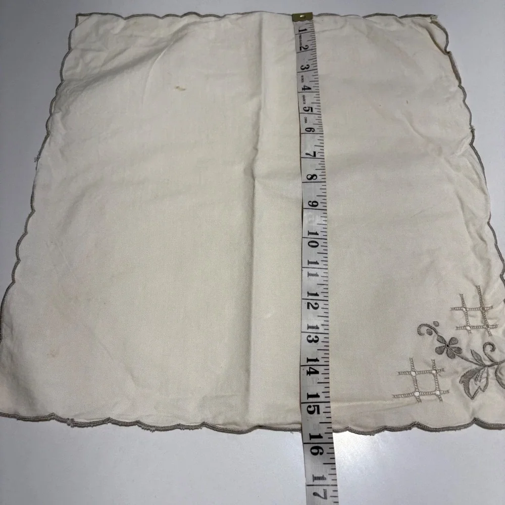 Vintage Embroidered Linen Napkins Set of 5 Floral Cream Scalloped Edge Square‎